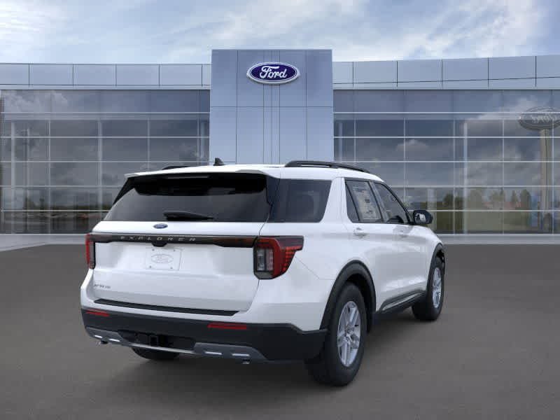 Used 2025 Star White Metallic Tri-Coat Ford Active image 8