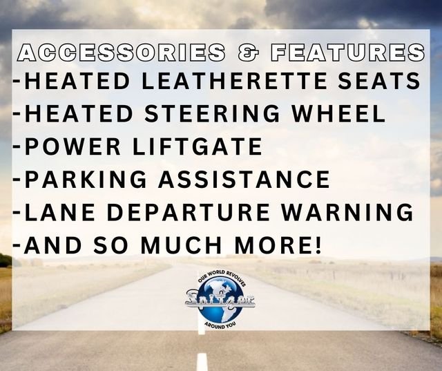 Used 2023 Gray Chrysler Touring L image 4