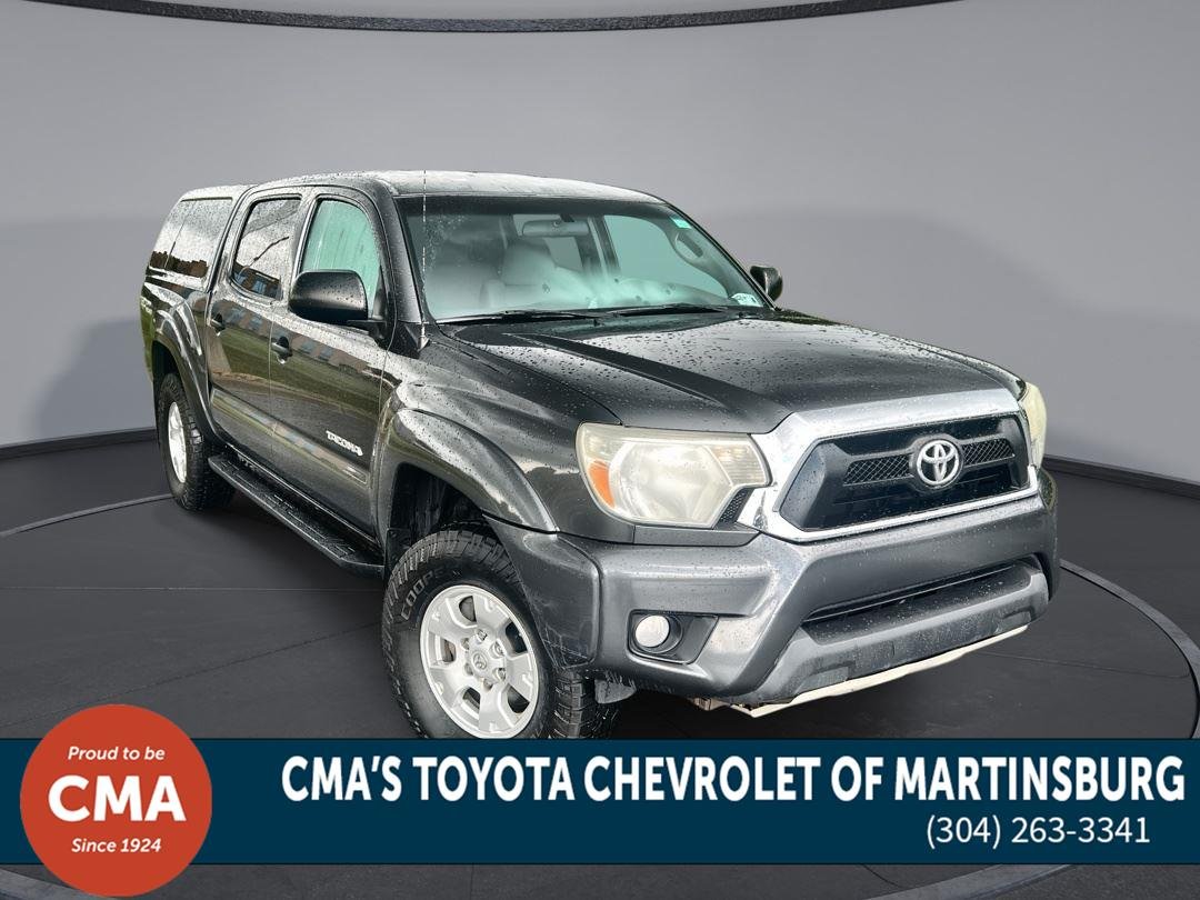 Used 2015 Magnetic Gray Metallic Toyota SR5 image 1