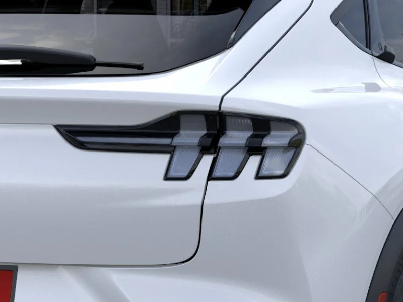 New 2026 Star White Metallic Tri-coat Ford Select image 21