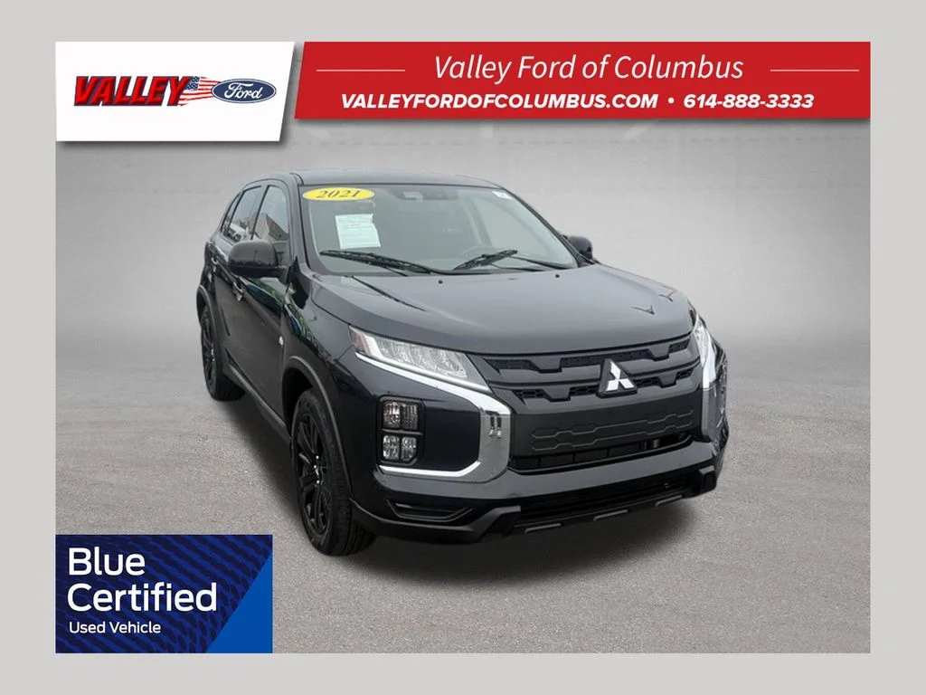 Certified Used 2021 Labrador Black Metallic Mitsubishi 2.0 LE image 1