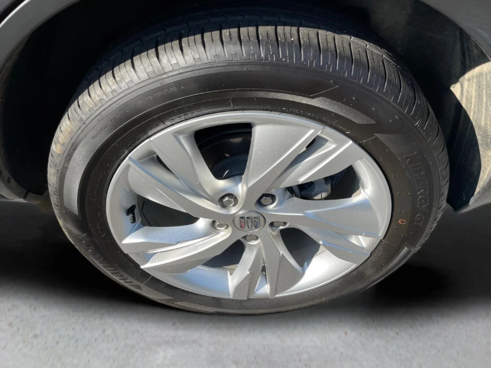 Used 2025 Moonstone Gray Metallic Buick Preferred image 11
