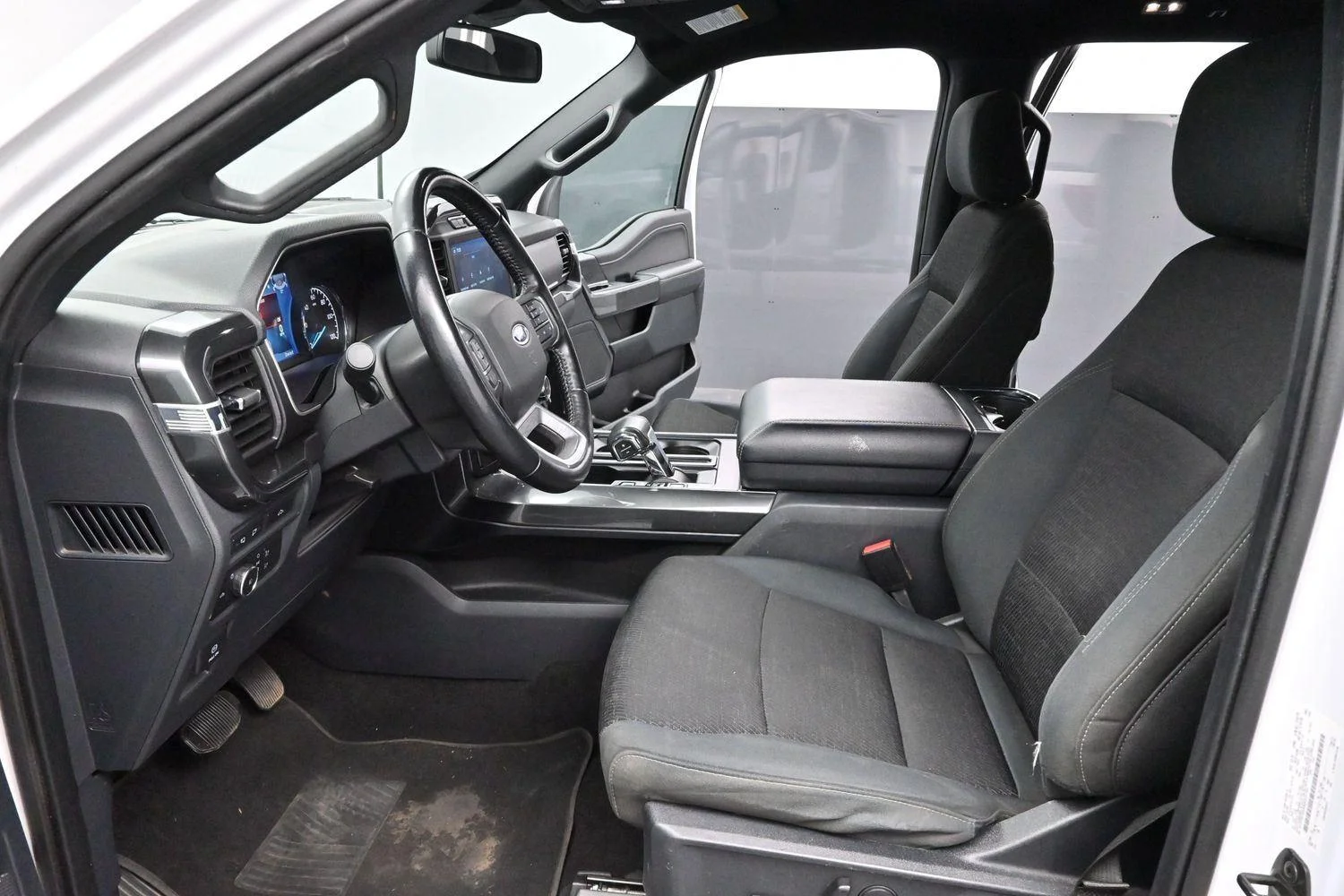 Used 2022 Oxford White Ford XL image 12