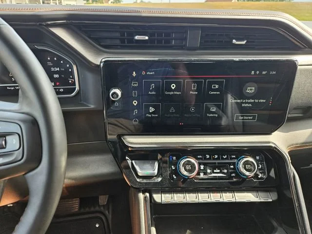 Used 2025 Summit White GMC AT4 image 17