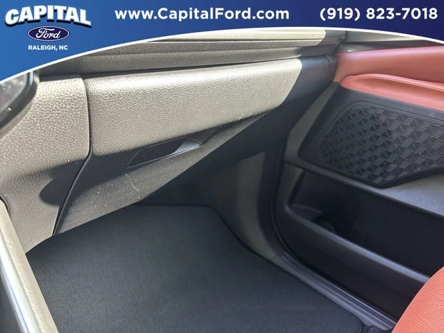 Used 2025 Blue Kia SX image 28
