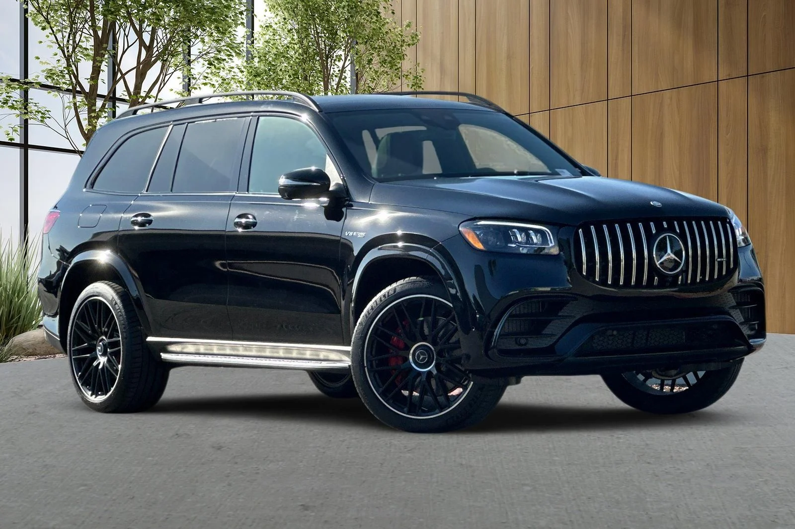 Used 2025  Mercedes-Benz GLS 63 AMG® image 1