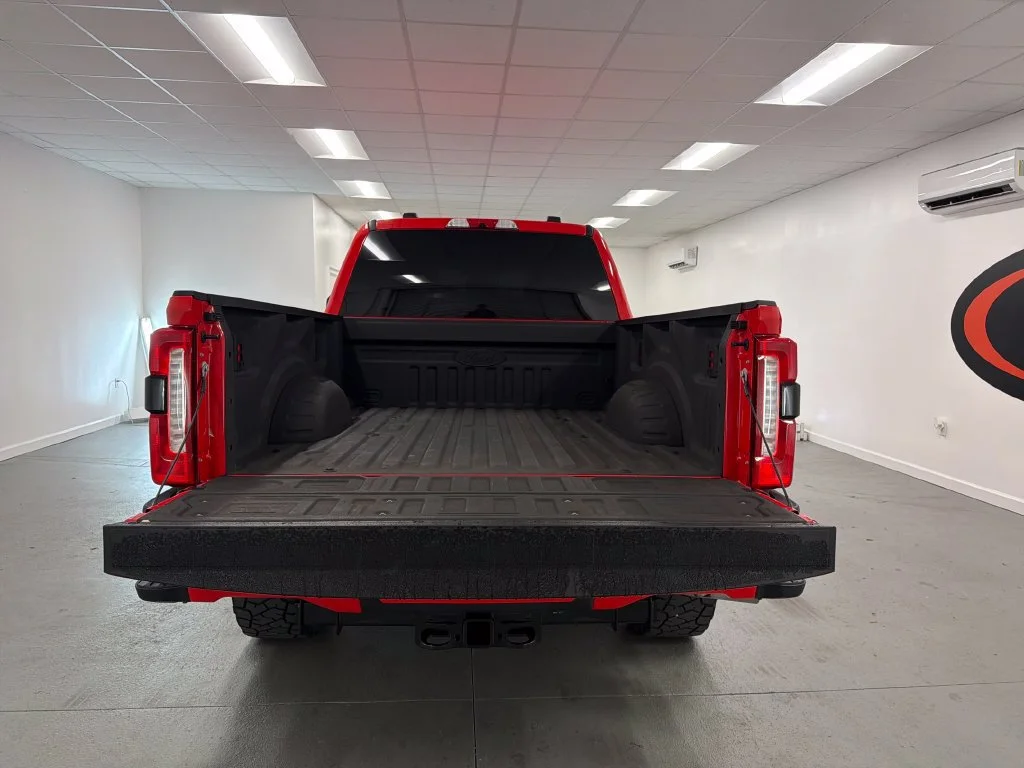 Used 2025 Race Red Ford XLT image 7