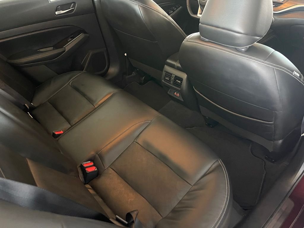 Used 2023 Red Nissan 2.5 SL image 12
