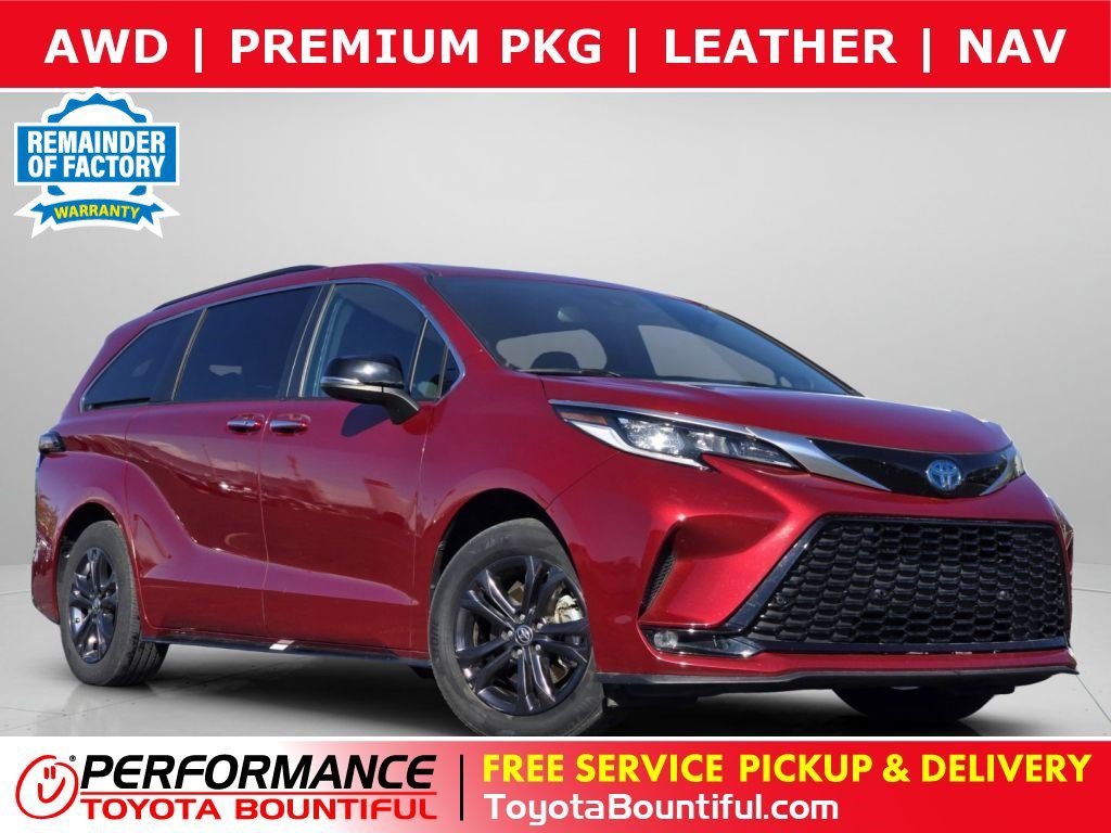 2024 Toyota Sienna XSE 7-Passenger Hybrid AWD's photo