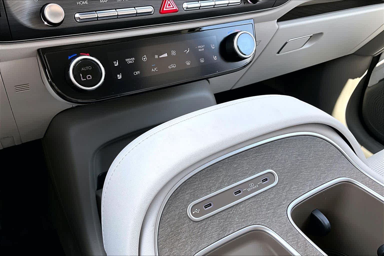 New 2026 Creamy White Pearl Hyundai SEL Premium 7P image 19