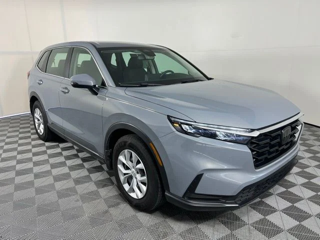 2023 Honda CR-V LX 2WD's photo