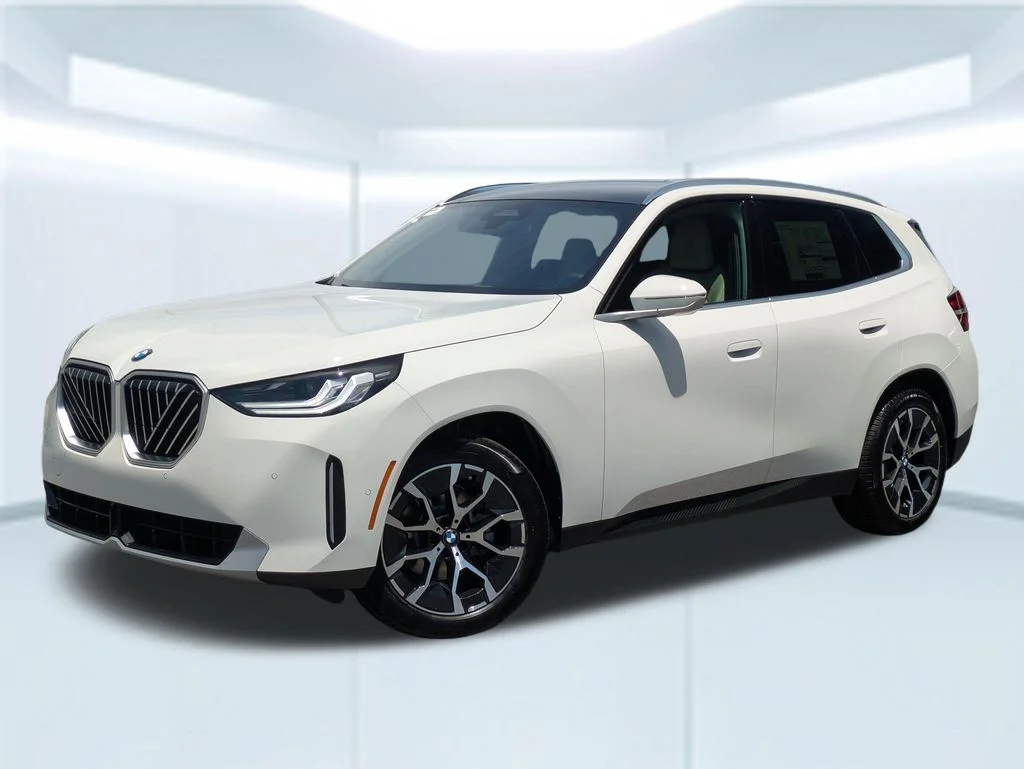 2026 BMW X3 30 XDRIVE's photo