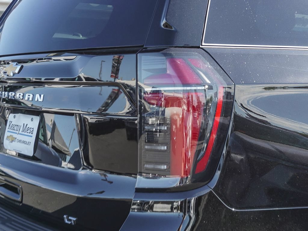 2026 Chevrolet Suburban LT - Photo 7