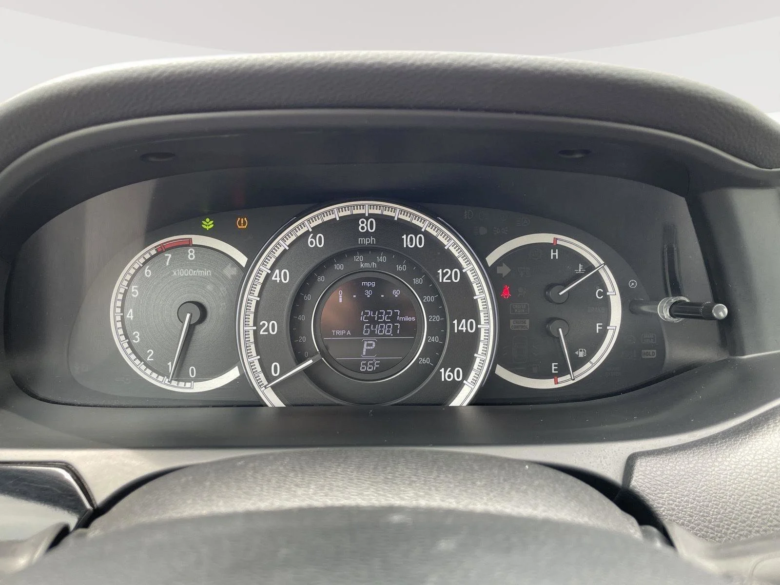Used 2017 Lunar Silver Metallic Honda LX image 2