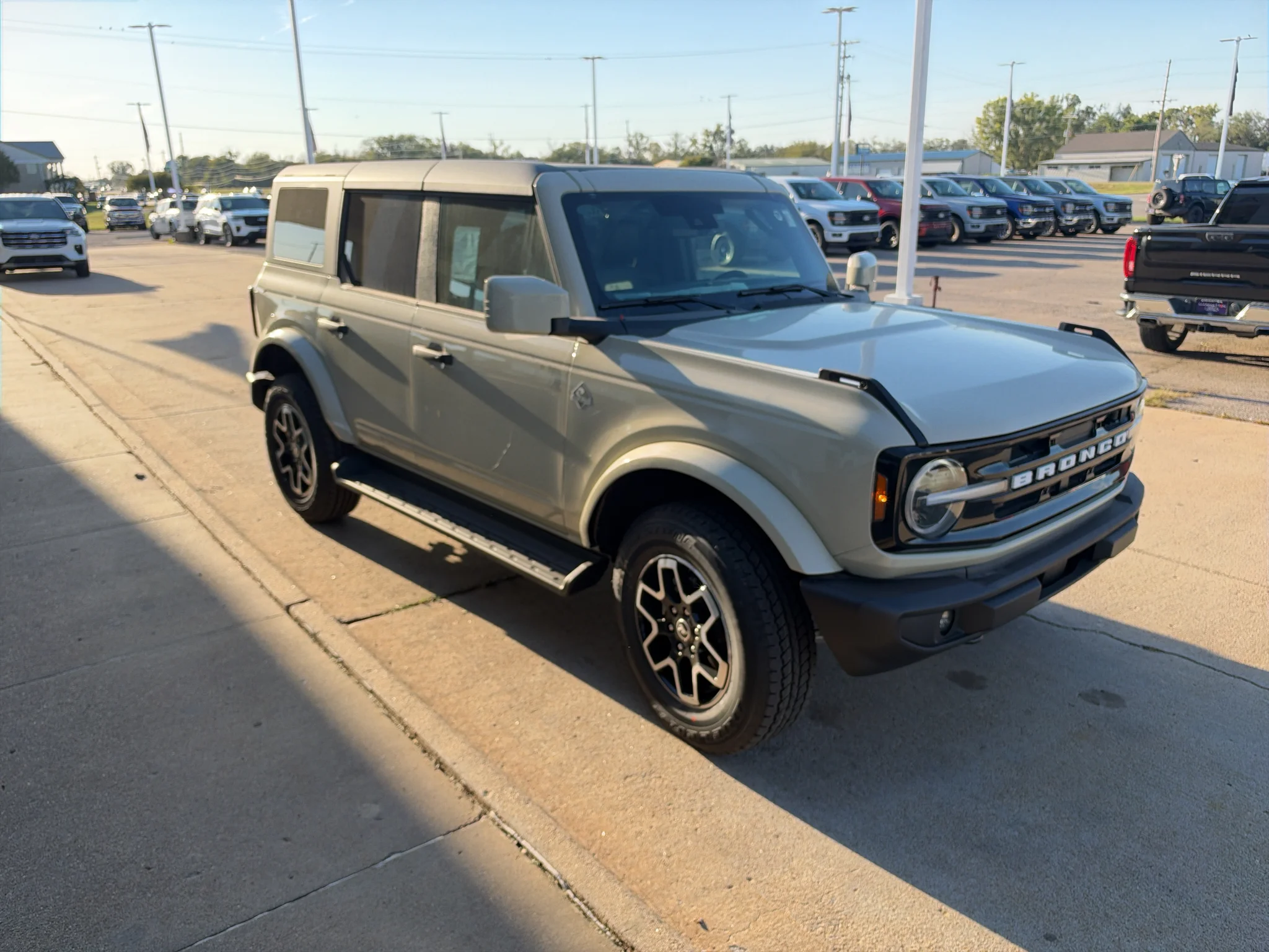New 2026 Desert Sand Ford Outer Banks® image 4