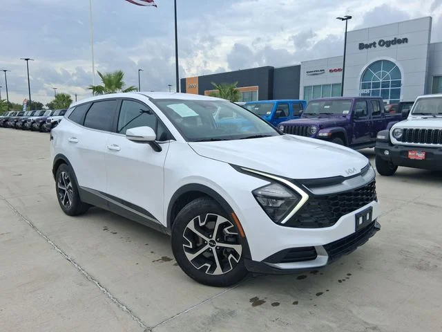 Used 2023 White Kia EX image 1