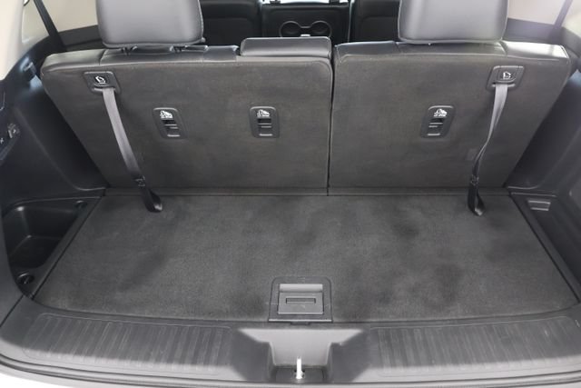 Used 2023 Platinum White Pearl Honda Touring image 23