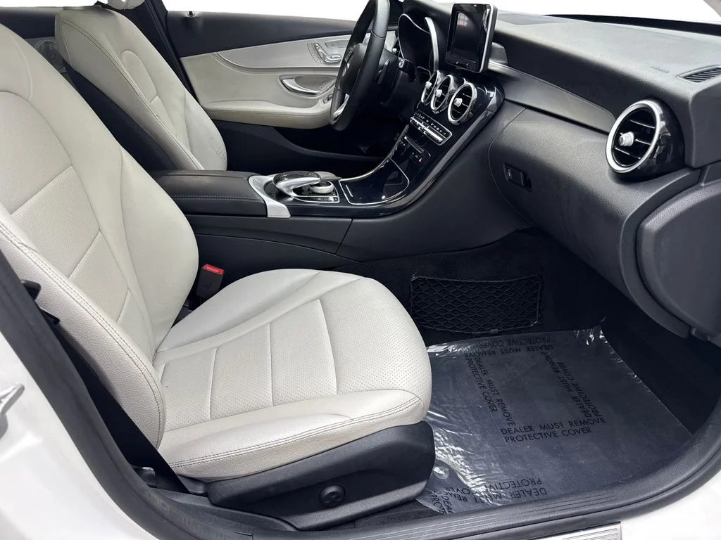 Used 2016  Mercedes-Benz C 300 image 43