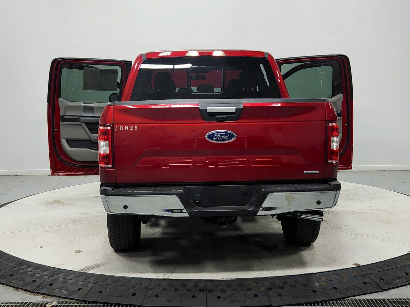 Used 2020 Red Ford XLT image 15
