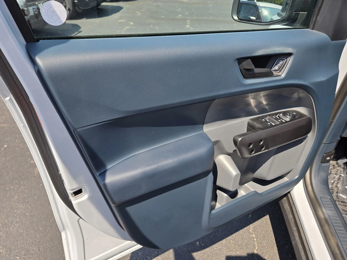 New 2026 Space White Metallic Ford XLT image 22