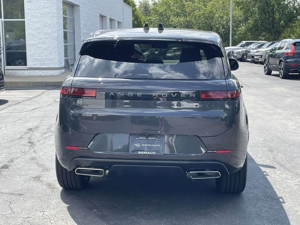 New 2026 Carpathian Grey Land Rover Dynamic SE image 8