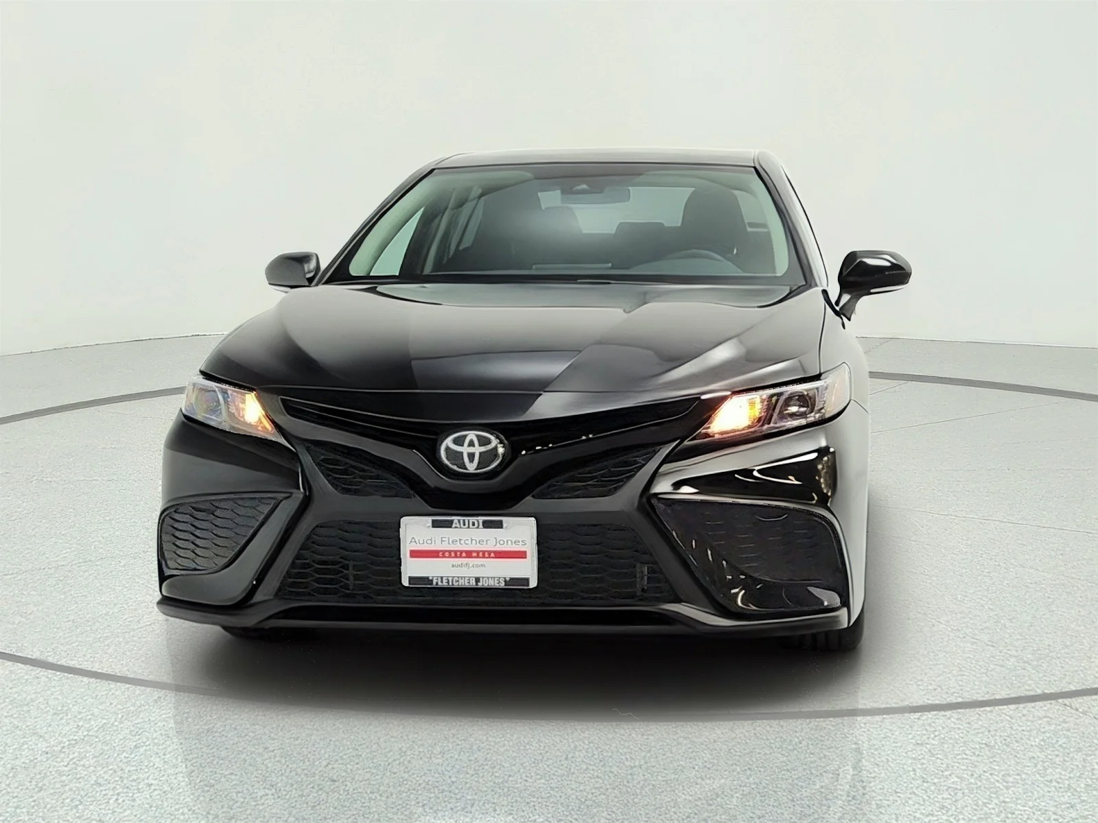 Used 2024 Midnight Black Metallic Toyota SE Auto (Natl) image 2