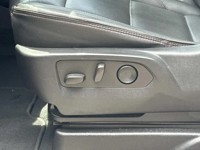 Used 2023 White Chevrolet RST image 17