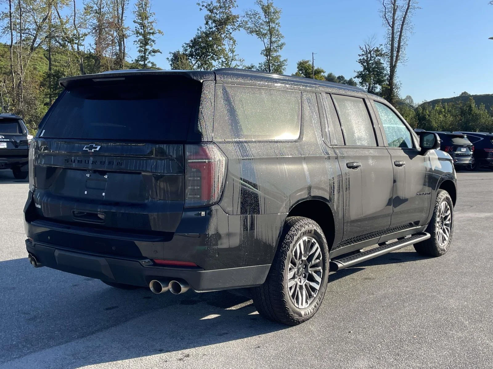 Used 2025 Black Chevrolet Z71 image 28