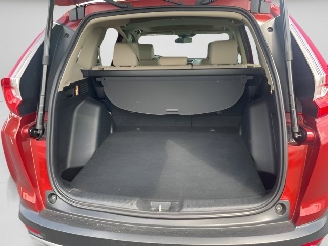 Used 2017 Basque Red Pearl II Honda Touring image 13