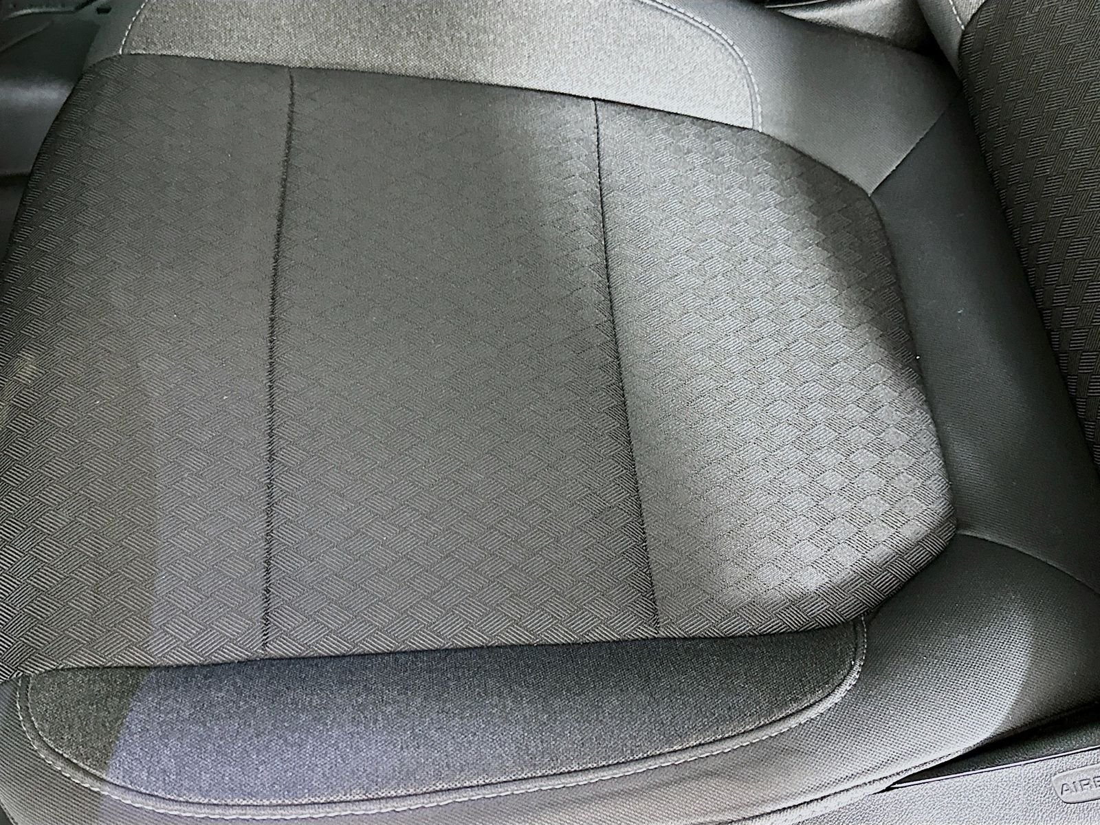 Used 2019 Summit White Chevrolet LT Trail Boss image 20