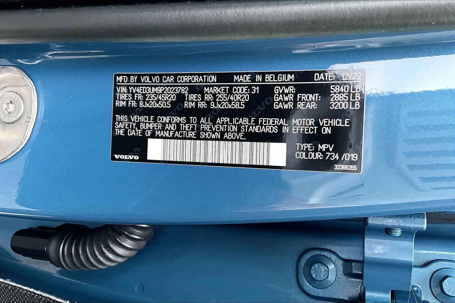 Used 2023 Fjord Blue Metallic Volvo Ultimate image 31