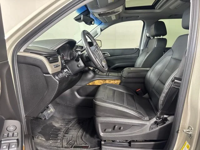 Used 2016 Beige GMC Denali image 11