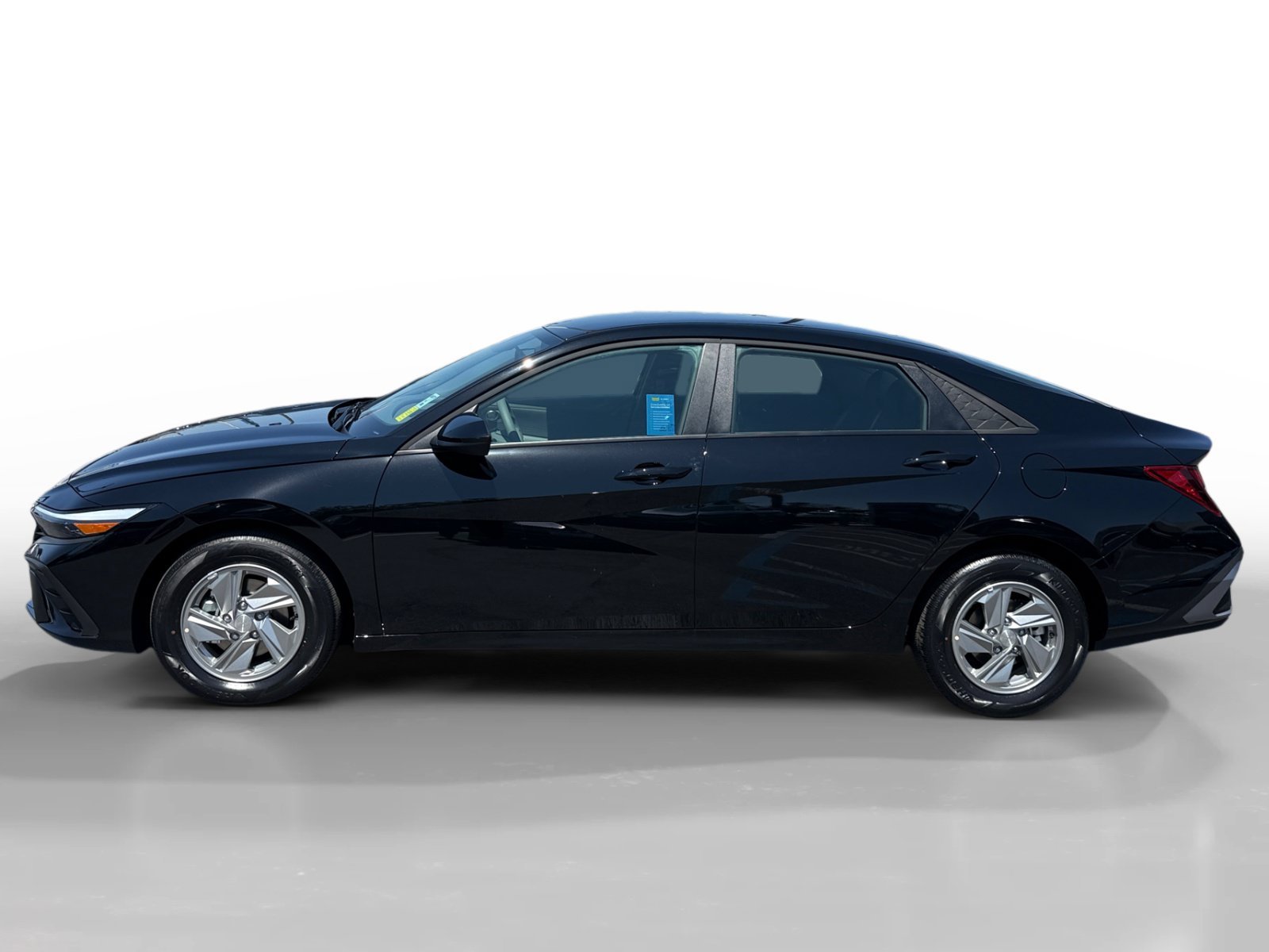 Certified Used 2026 Abyss Black Hyundai SE image 2