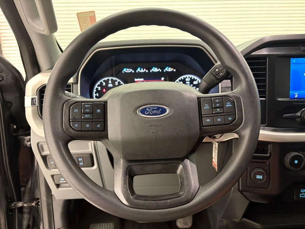 Used 2021 Black Ford XLT image 5
