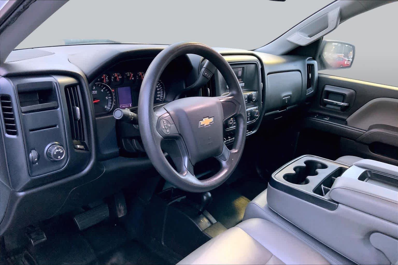 Used 2017 Summit White Chevrolet Work Truck image 16