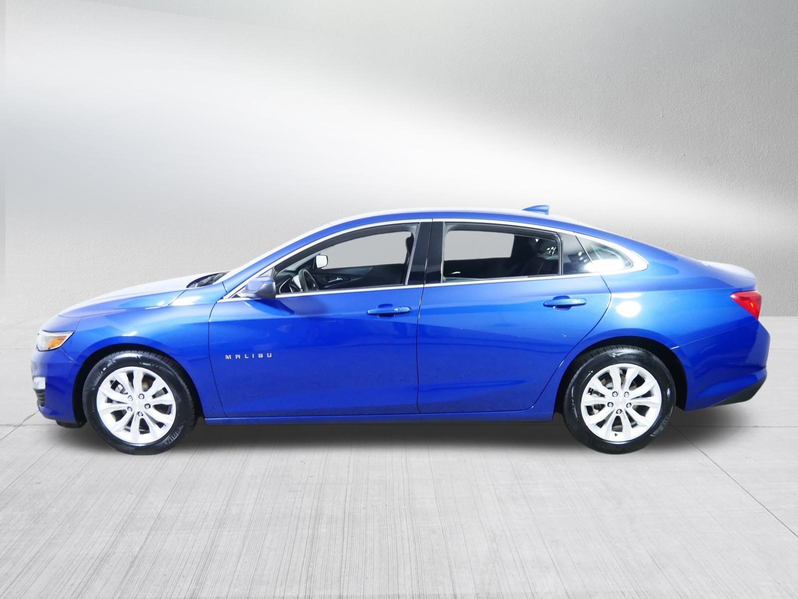 2023 Chevrolet Malibu 1LT photo 4