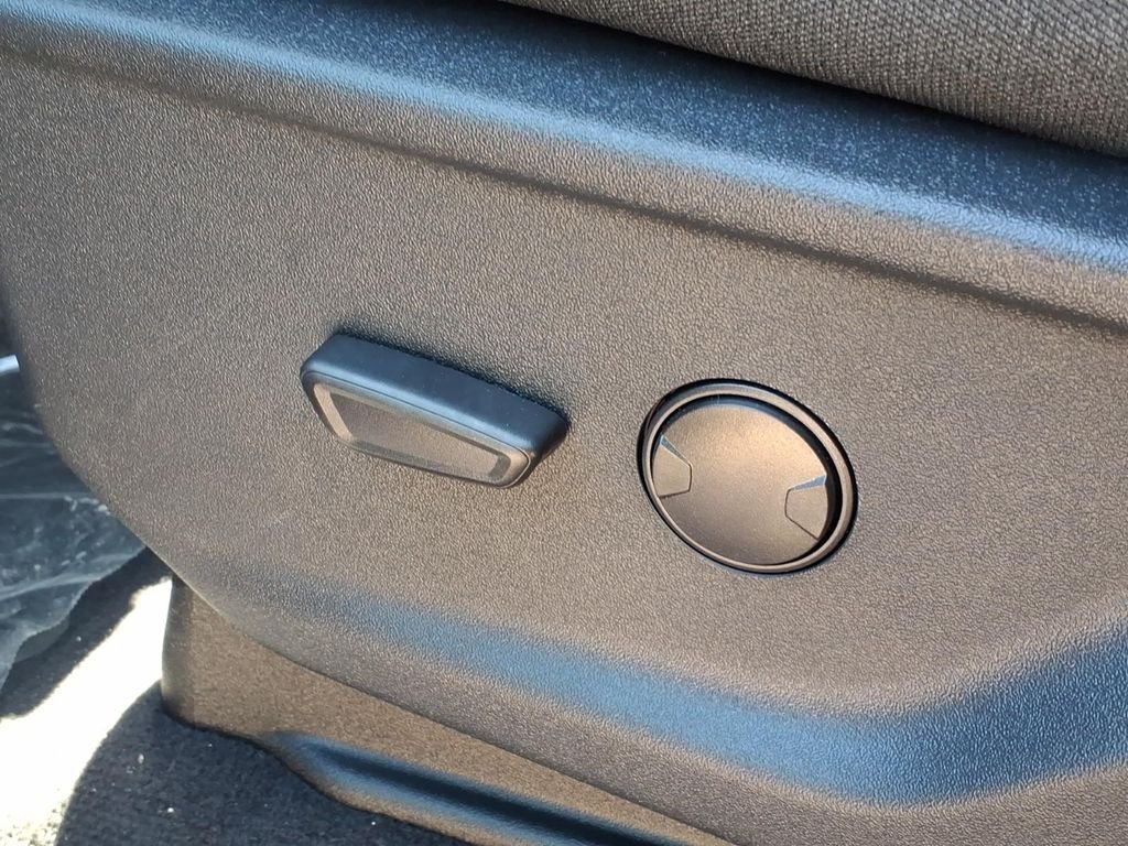 New 2026 Agate Black Metallic Ford F-350® XLT image 18
