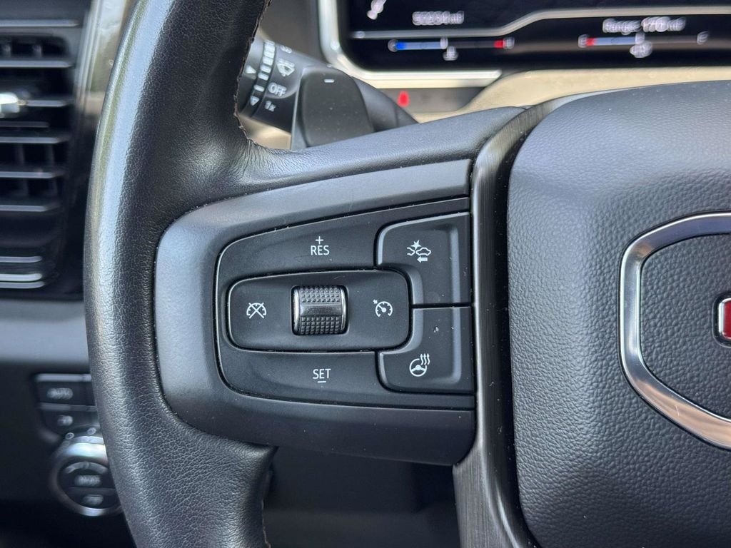 Used 2022 Black GMC AT4 image 11