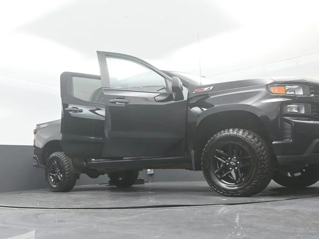 Certified Used 2019 Black Chevrolet Custom Trail Boss image 31