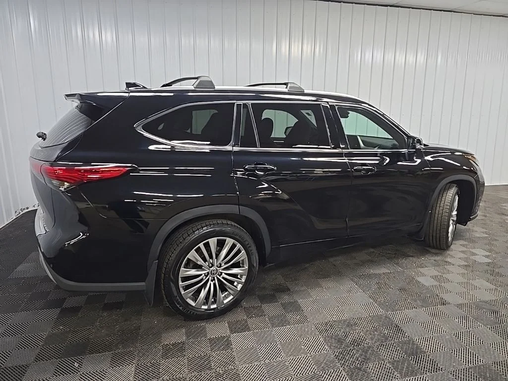 Used 2023 Black Toyota Platinum image 3