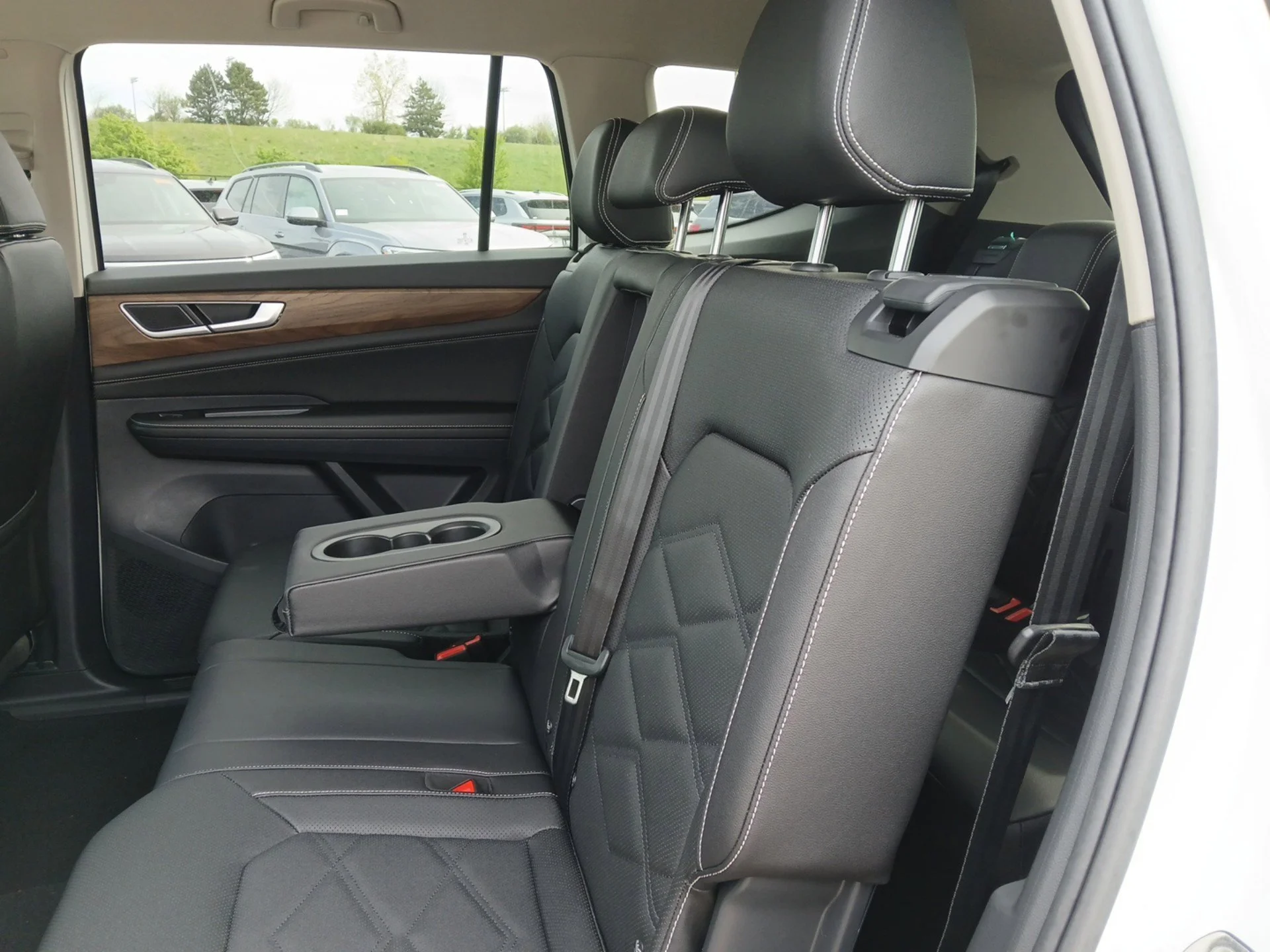 New 2026 Opal White Pearl Volkswagen 2.0T SE image 22