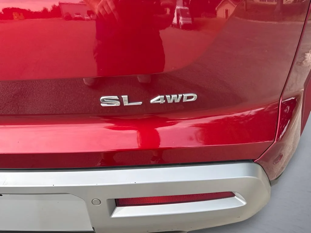 Used 2022  Nissan SL image 34