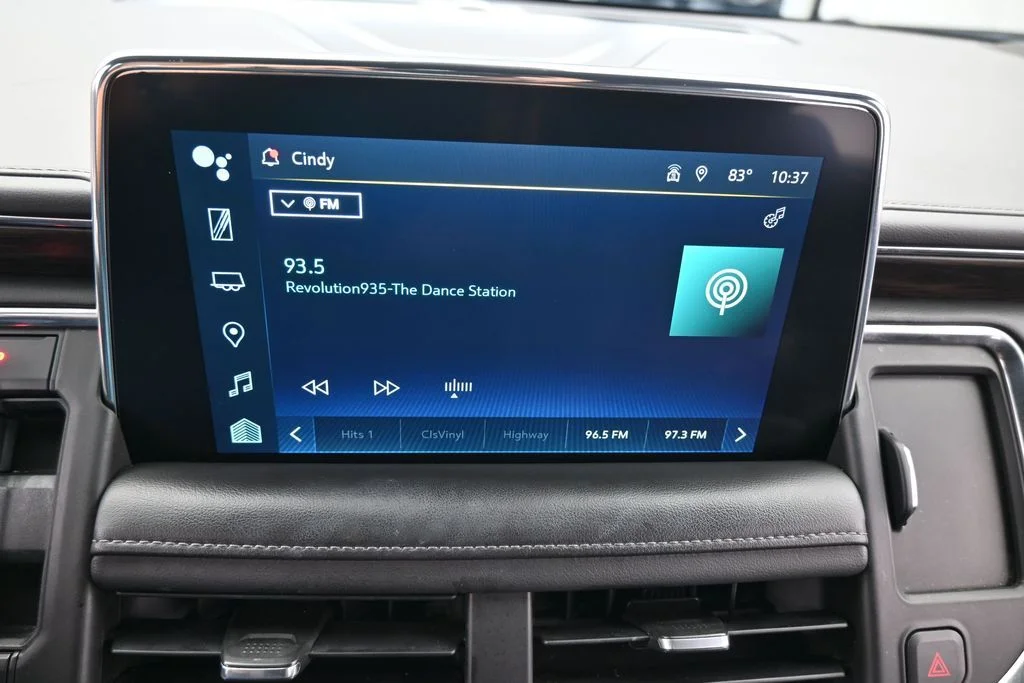 Used 2022 Iridescent Pearl Tricoat Chevrolet LT image 29
