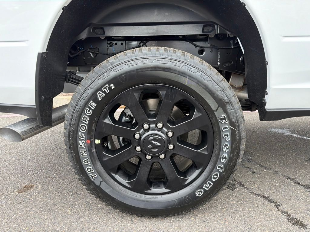 New 2026 Bright White Clear-Coat Exterior Paint RAM Laramie image 9