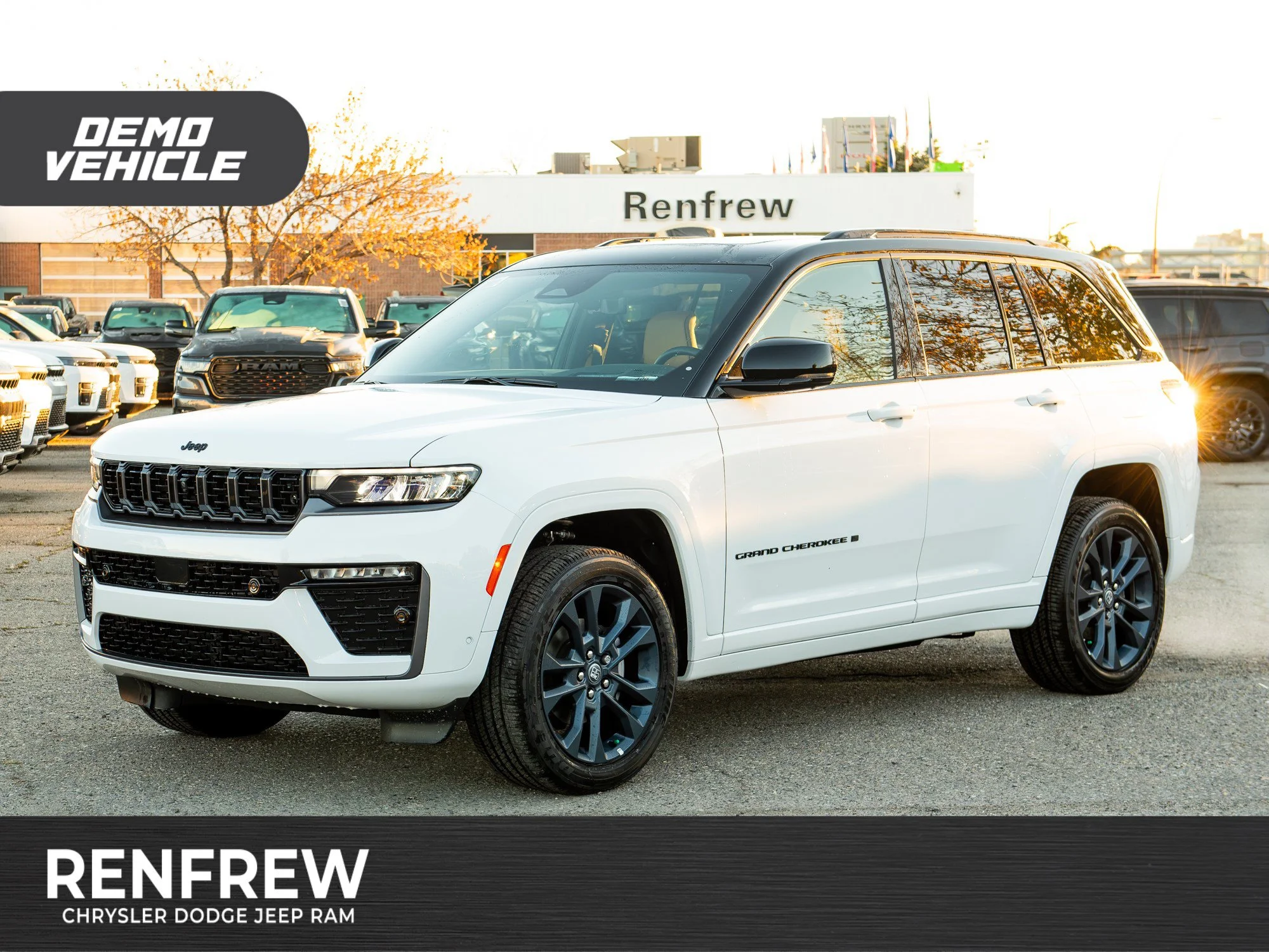 Used 2026 White Jeep Summit* Obsidian 4x4, Massage Seats, Night Vision, FULLY LOADED! image 1