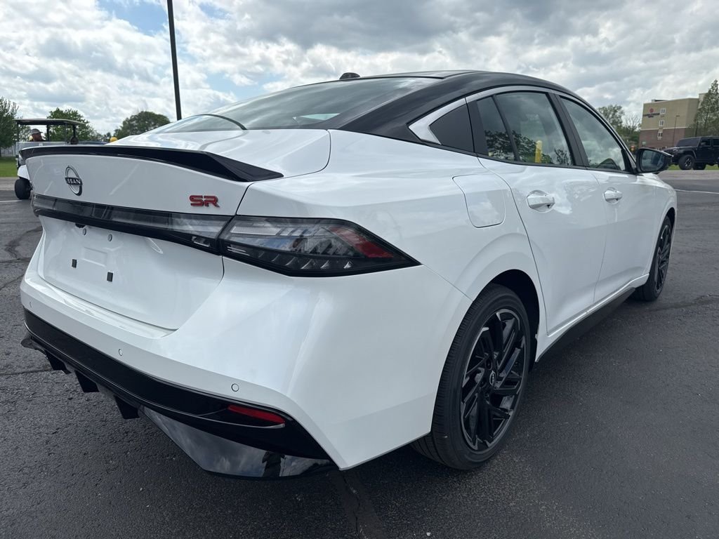 New 2026 White Nissan SR image 3