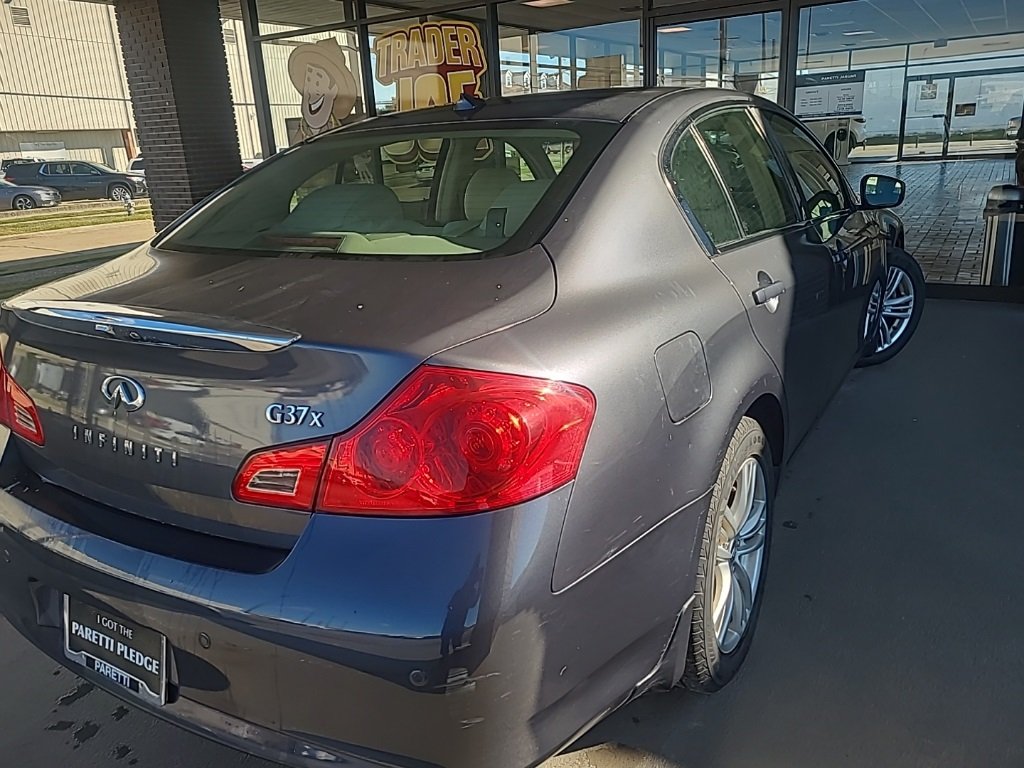 2012 Infiniti G37 photo 3