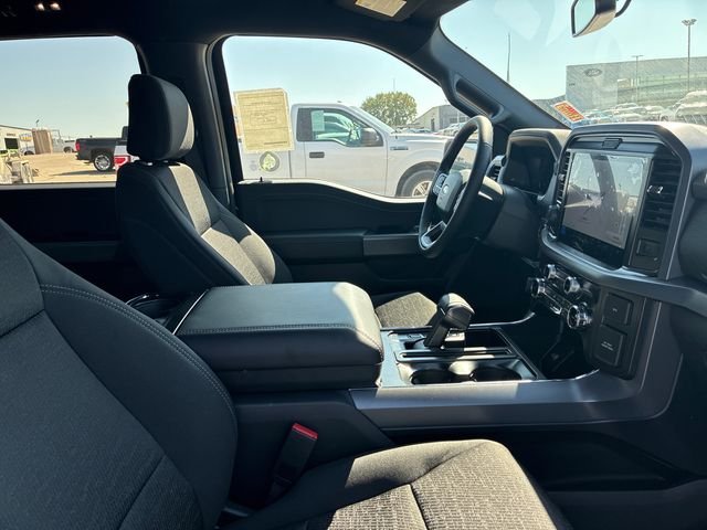 New 2026 Black Ford XLT image 18