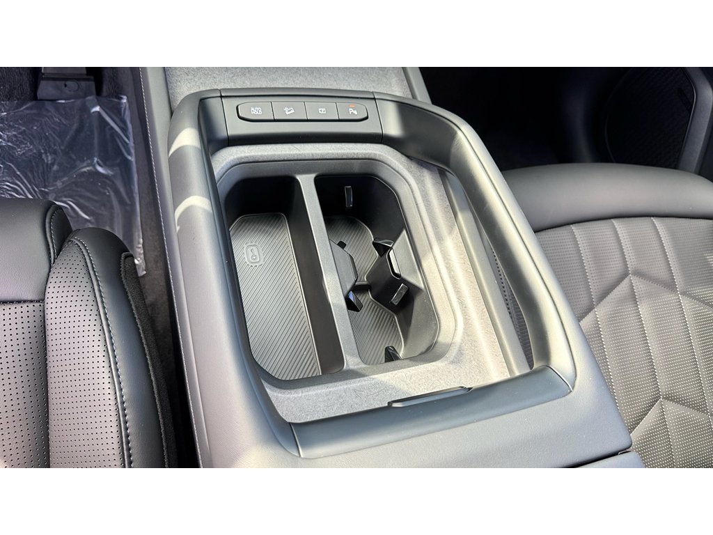New 2027 Wolf Gray Kia X-LINE SX image 23