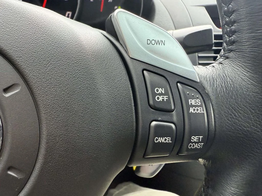 Used 2005 Gray Mazda Sport image 23